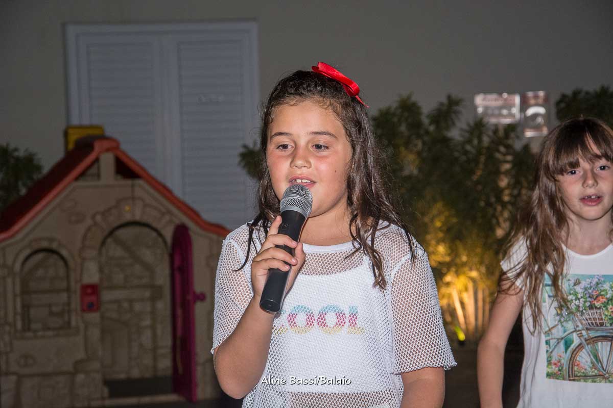 show--9